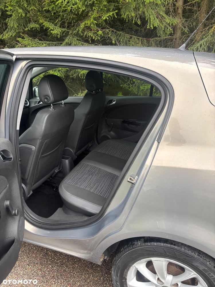 Opel Corsa - 8