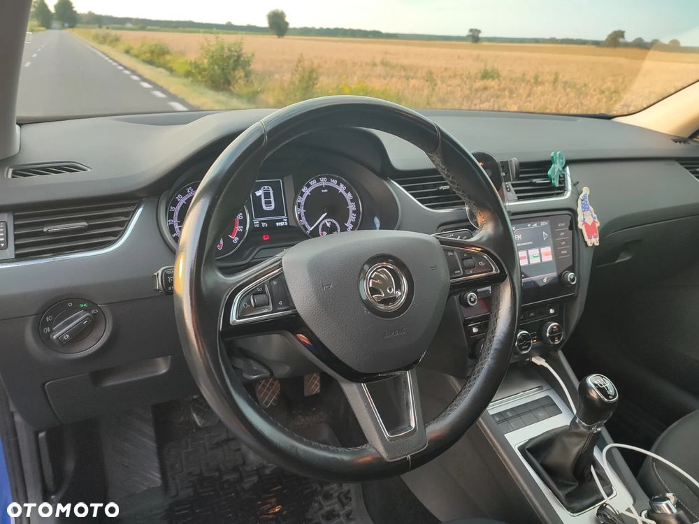 Skoda Octavia 1.6 TDI Ambition - 8