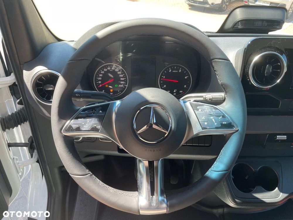 Mercedes-Benz Sprinter 317 CDI skrzynia Automat Reflektory LED - 14
