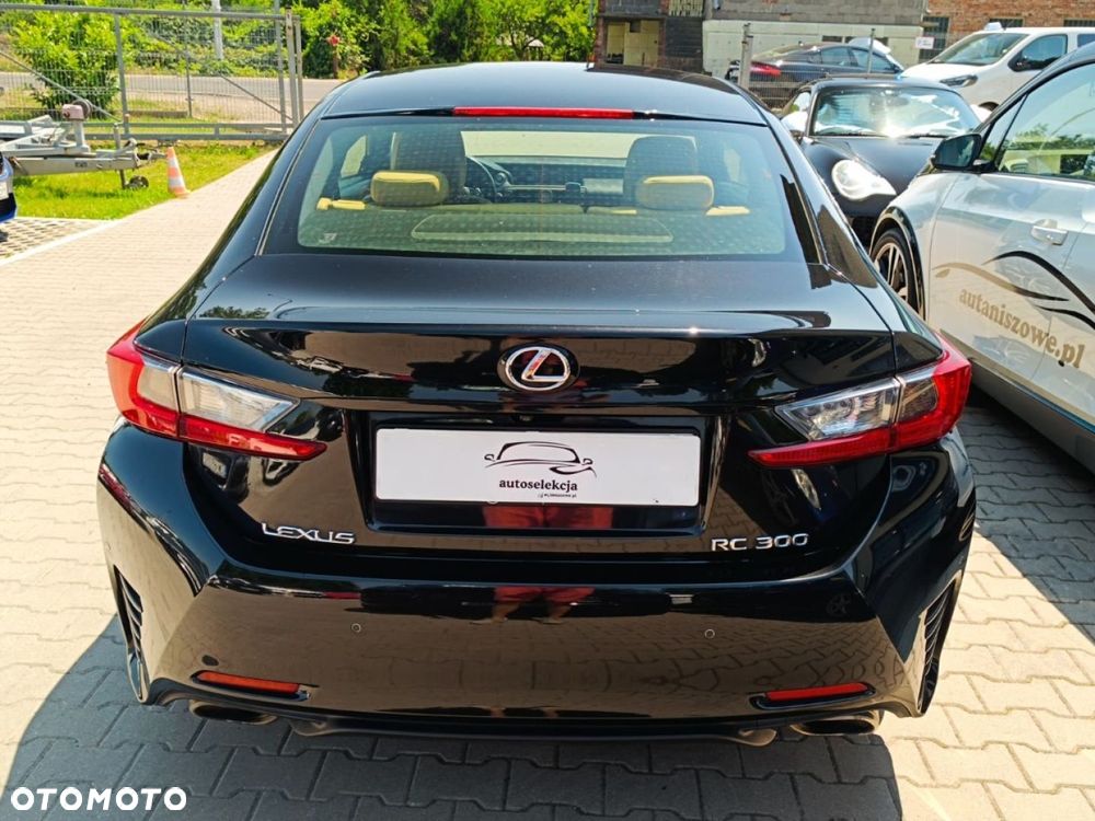 Lexus RC - 15