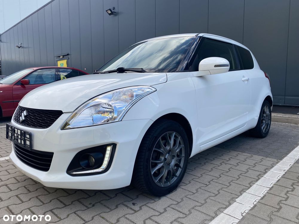Suzuki Swift 1.2 Premium - 1