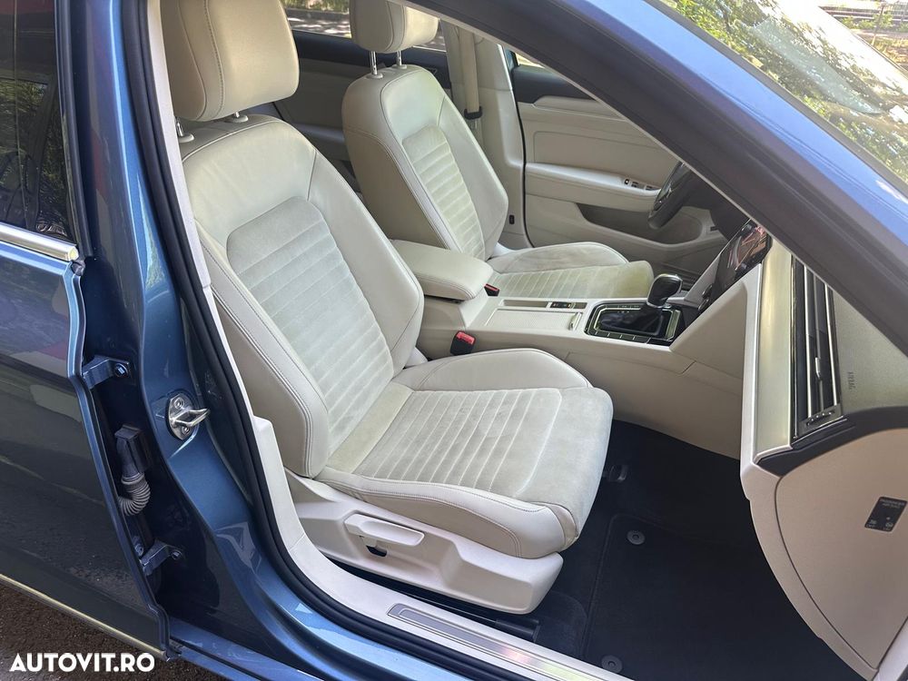 Volkswagen Passat 2.0 TDI DSG R Executive - 16