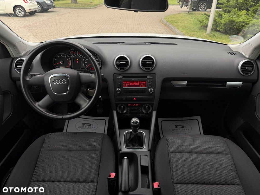 Audi A3 Sportback 1.6 Attraction - 35