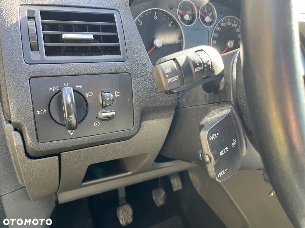 Ford Focus C-Max 1.6 TDCi Trend - 26