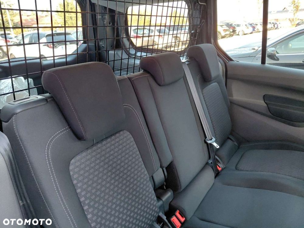 Ford Transit Connect - 18