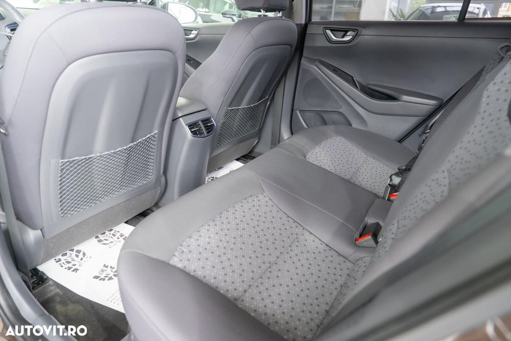Hyundai IONIQ 1.6 141CP Exclusive - 21