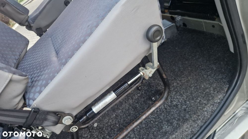 Renault Trafic - 18