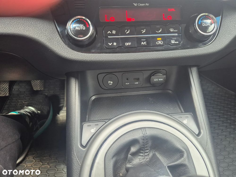 Kia Sportage 1.7 CRDI 2WD Spirit - 19