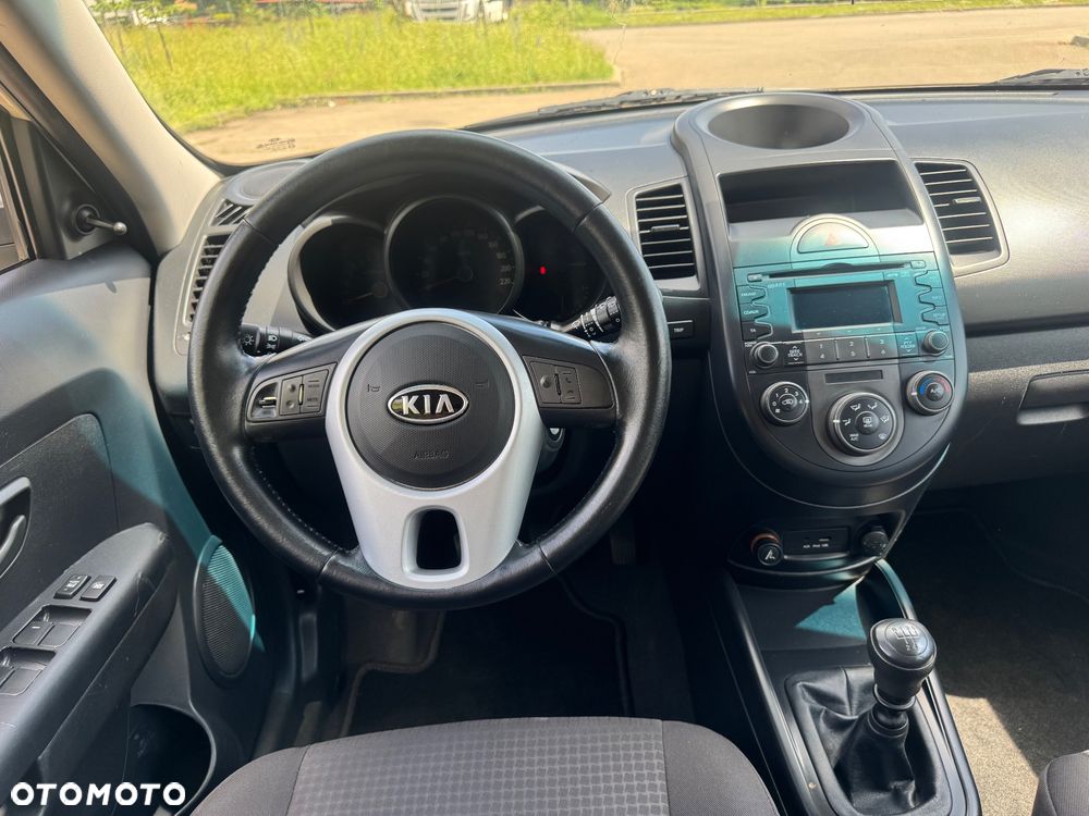 Kia Soul 1.6 M - 12