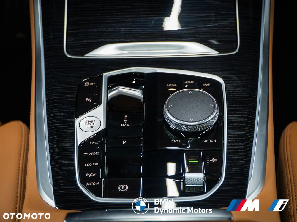 BMW X5 xDrive40i - 31