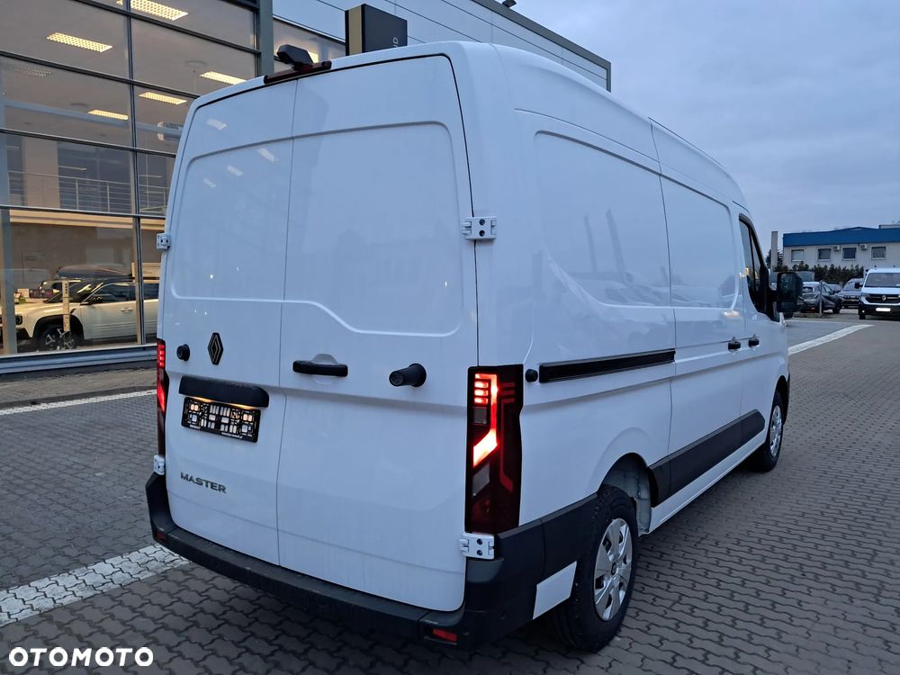 Renault Nowy Master - 4