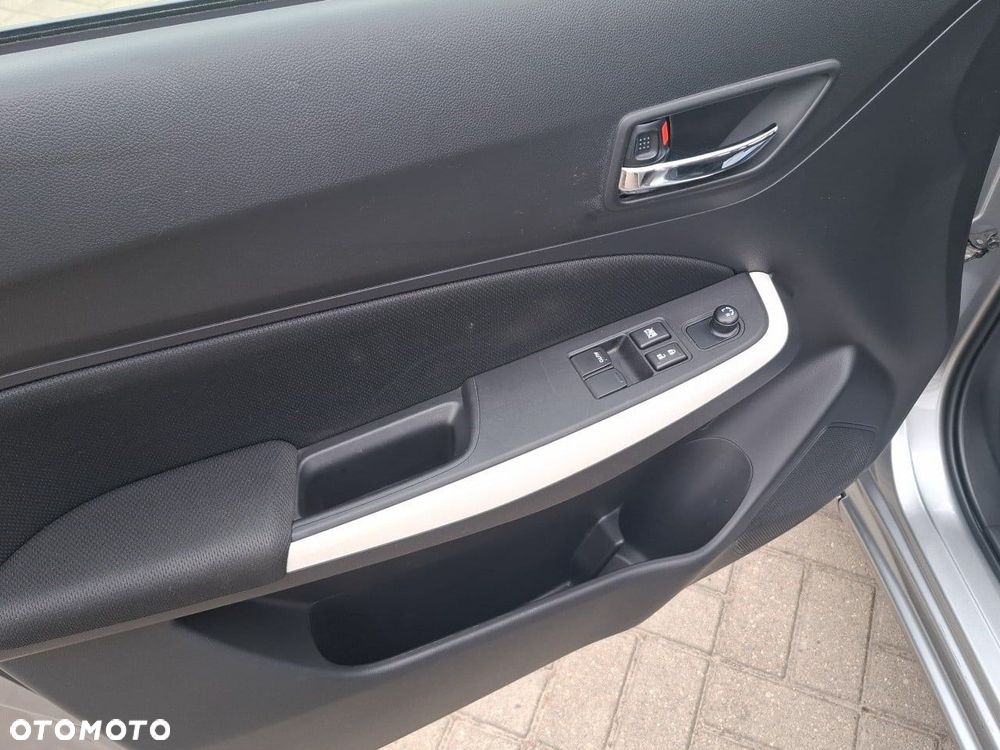 Suzuki Swift - 15