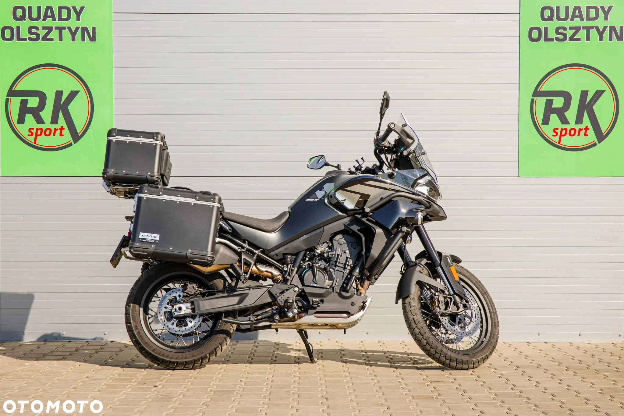 CFMoto MT - 14