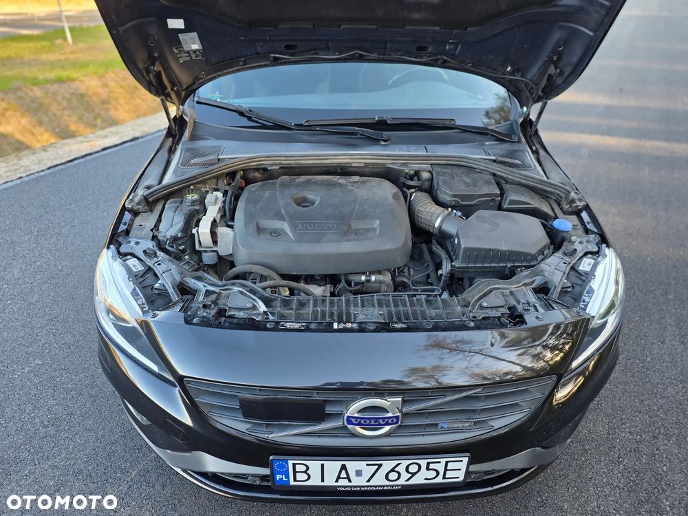 Volvo S60 T6 AWD Geartronic RDesign - 12