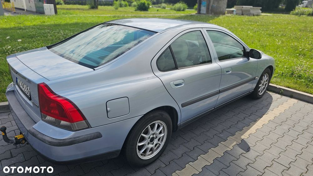 Volvo S60 2.4 Comfort - 7