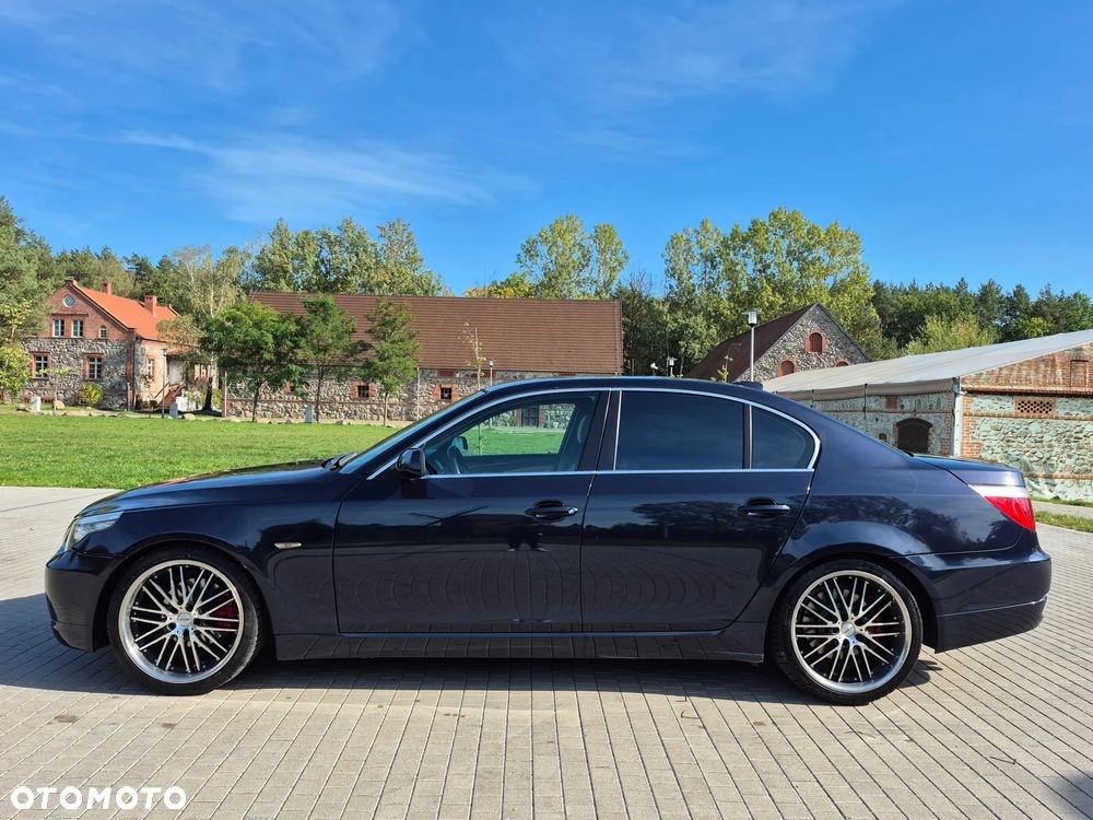 BMW Seria 5 520i Edition Exclusive - 36