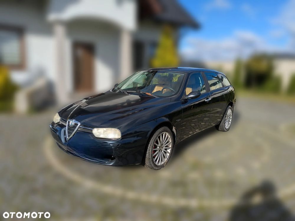 Alfa Romeo 156 2.5 V6 Distinctive - 4