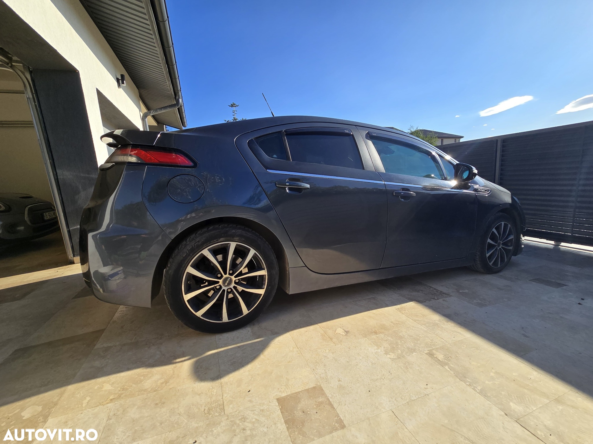 Opel Ampera - 19