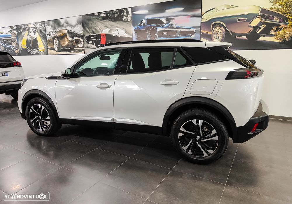 Peugeot 2008 1.2 PureTech Allure EAT8 - 14