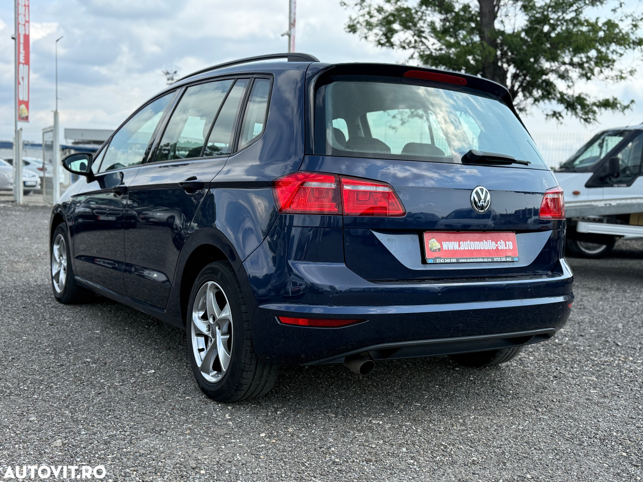 Volkswagen Golf - 3
