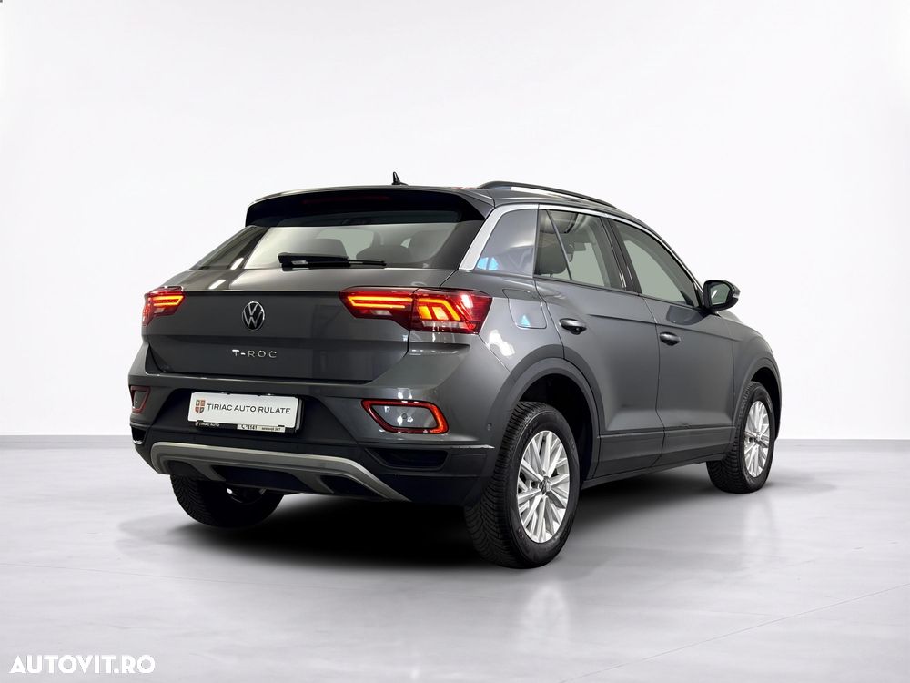 Volkswagen T-Roc - 5