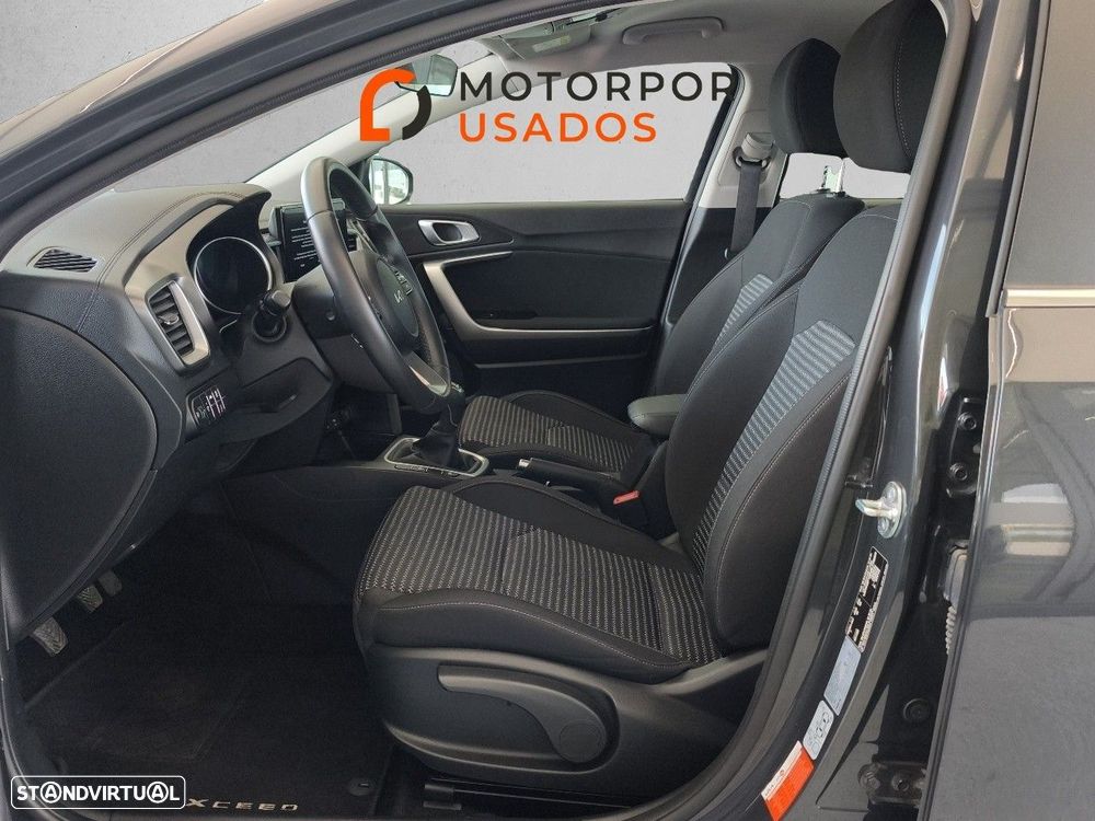 Kia XCeed 1.0 T-GDI Dynamic - 9