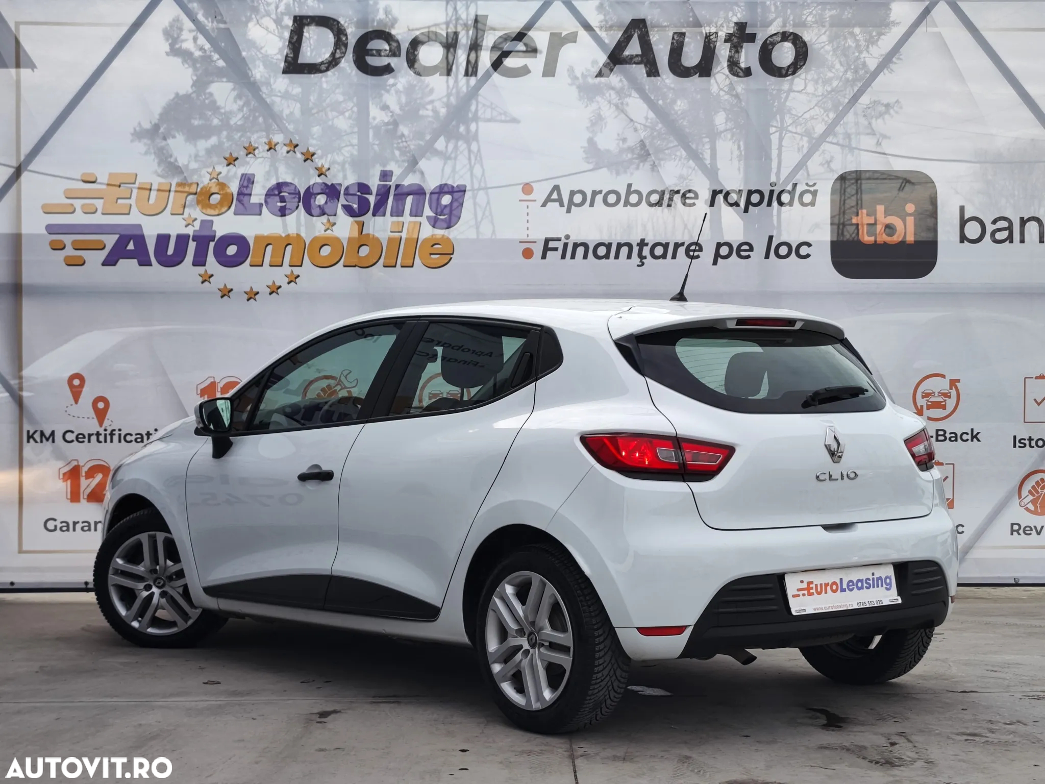 Renault Clio - 7