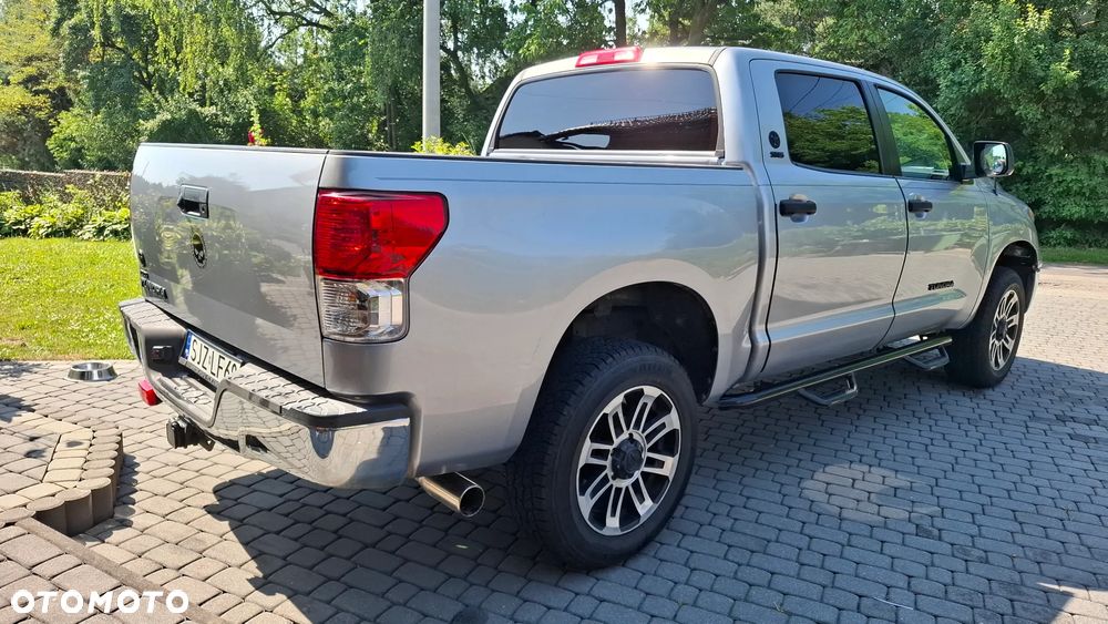 Toyota Tundra - 7