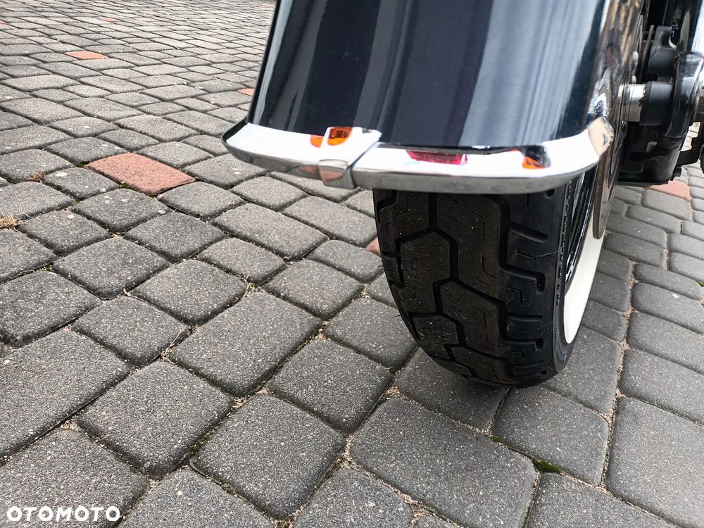 Harley-Davidson Softail Deluxe - 5