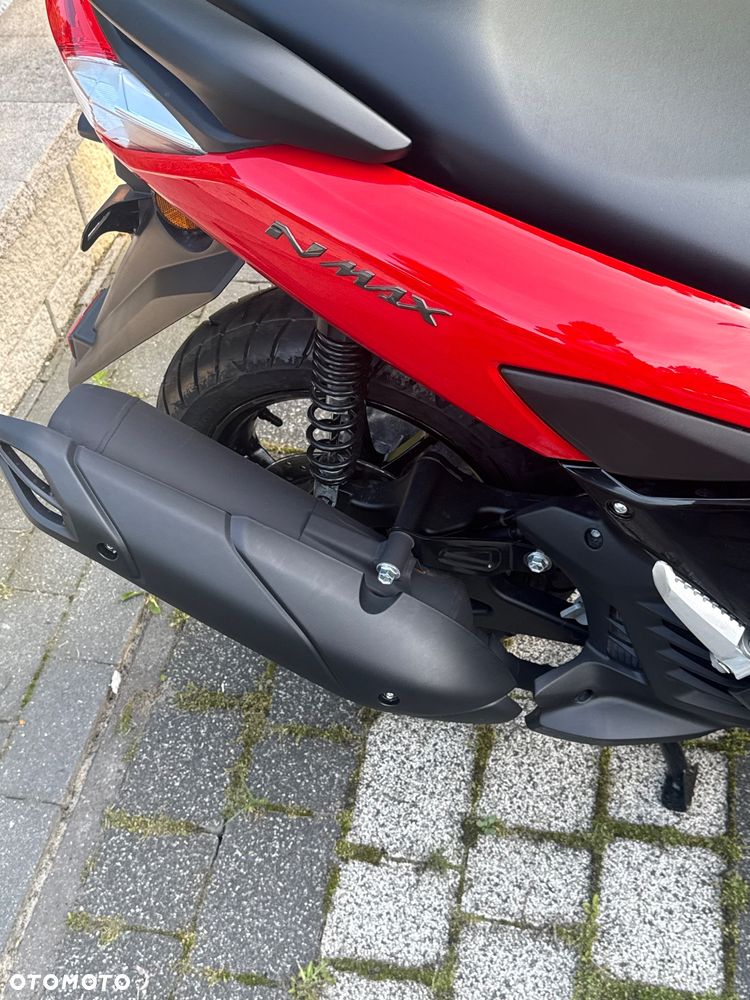 Yamaha NMAX - 7