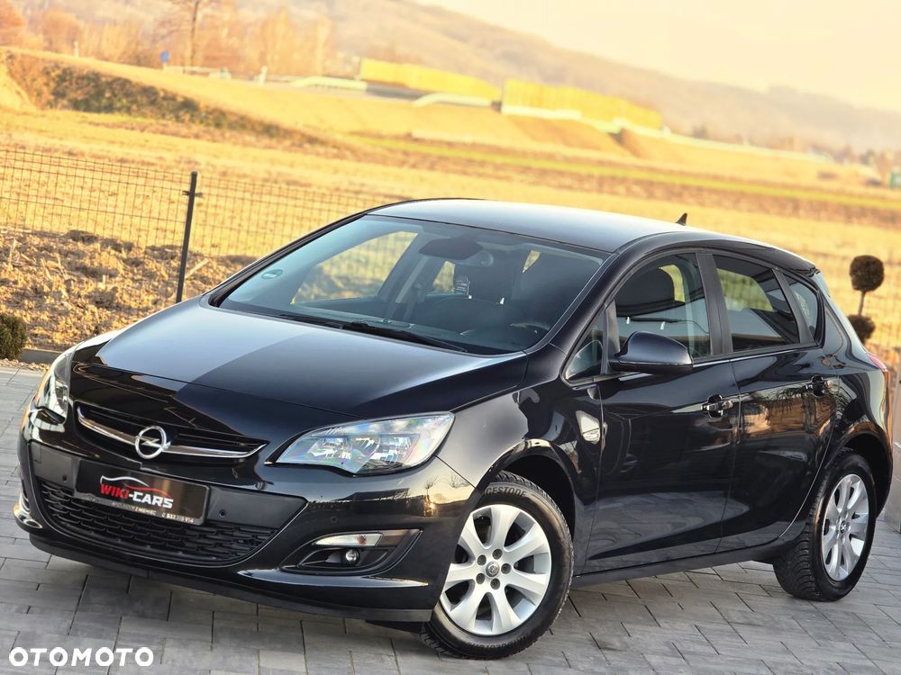 Opel Astra 1.4 Turbo Design Edition - 2