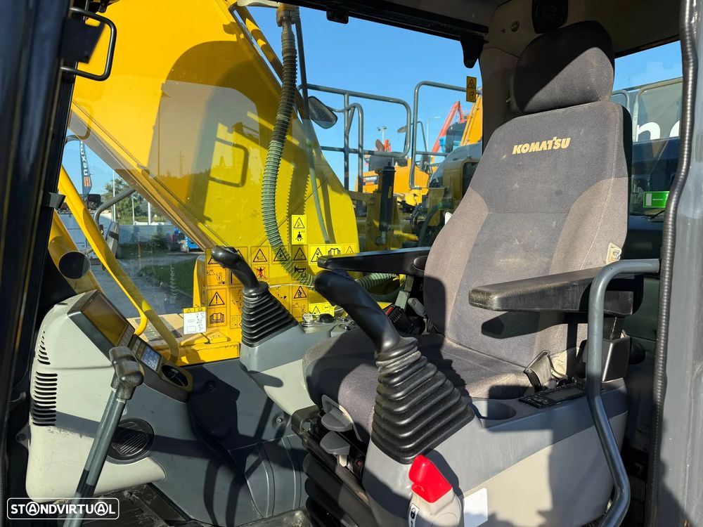 Komatsu PC210LC-11 - 6
