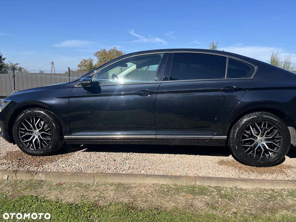 Volkswagen Passat - 10