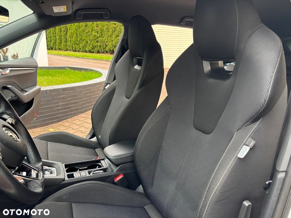 Skoda Octavia 1.5 TSI e-Tec Sportline DSG - 21