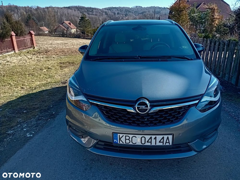 Opel Zafira - 3