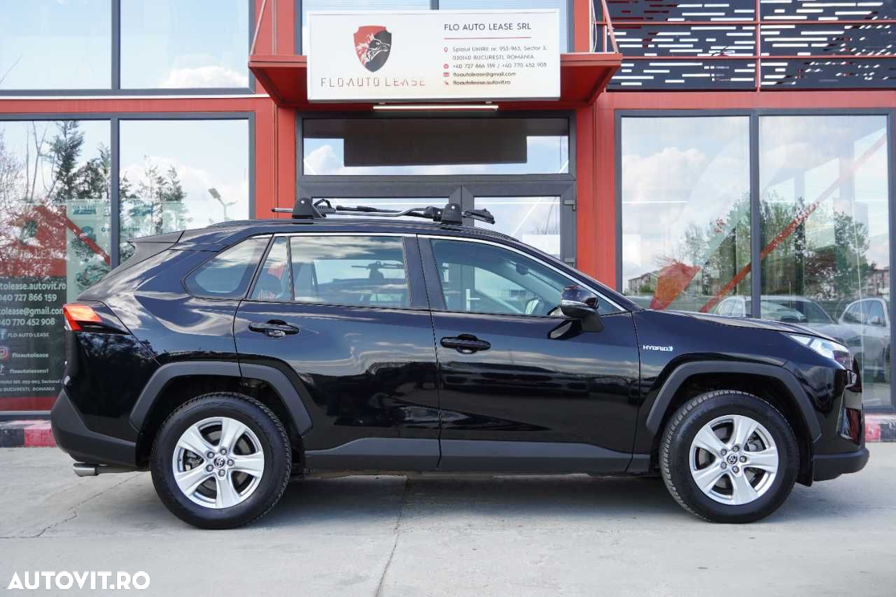 Toyota RAV4 - 3