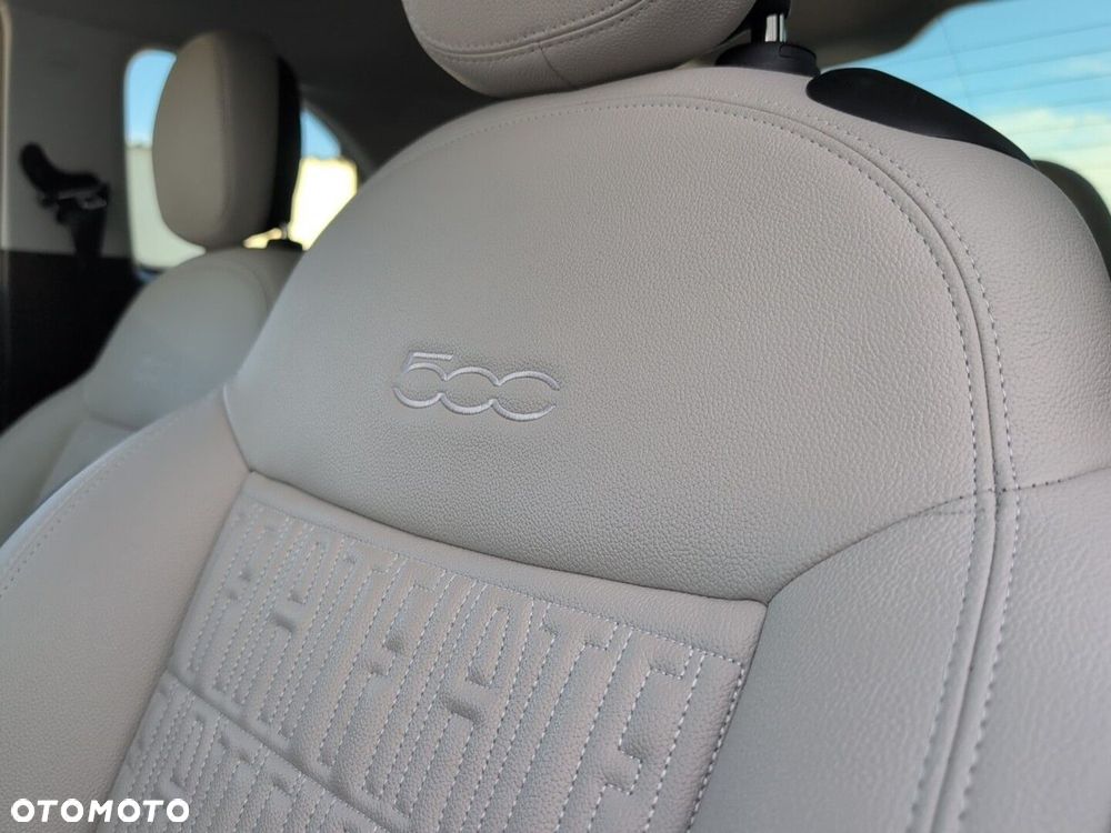 Fiat 500e - 27