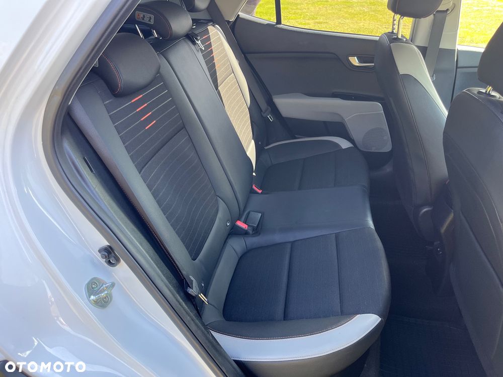 Kia Stonic 1.0 T-GDI 120 DCT OPF Edition 7 - 14