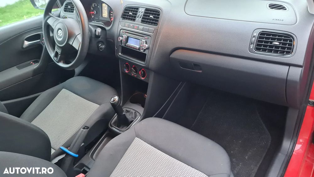 Volkswagen Polo 1.2 Comfortline - 2