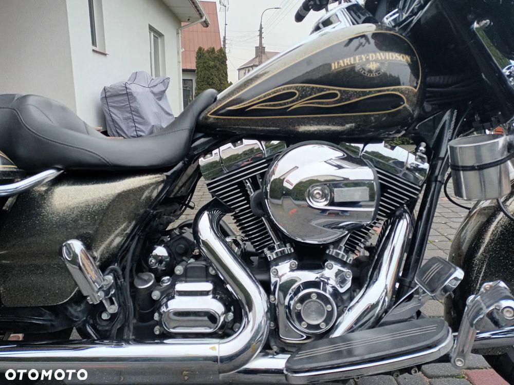 Harley-Davidson Touring Street Glide - 3