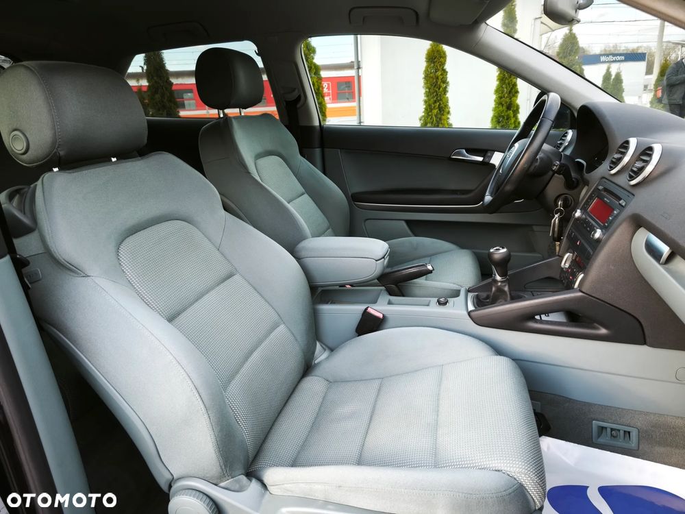 Audi A3 3-drzwiowe 1.4T FSI Ambiente - 19