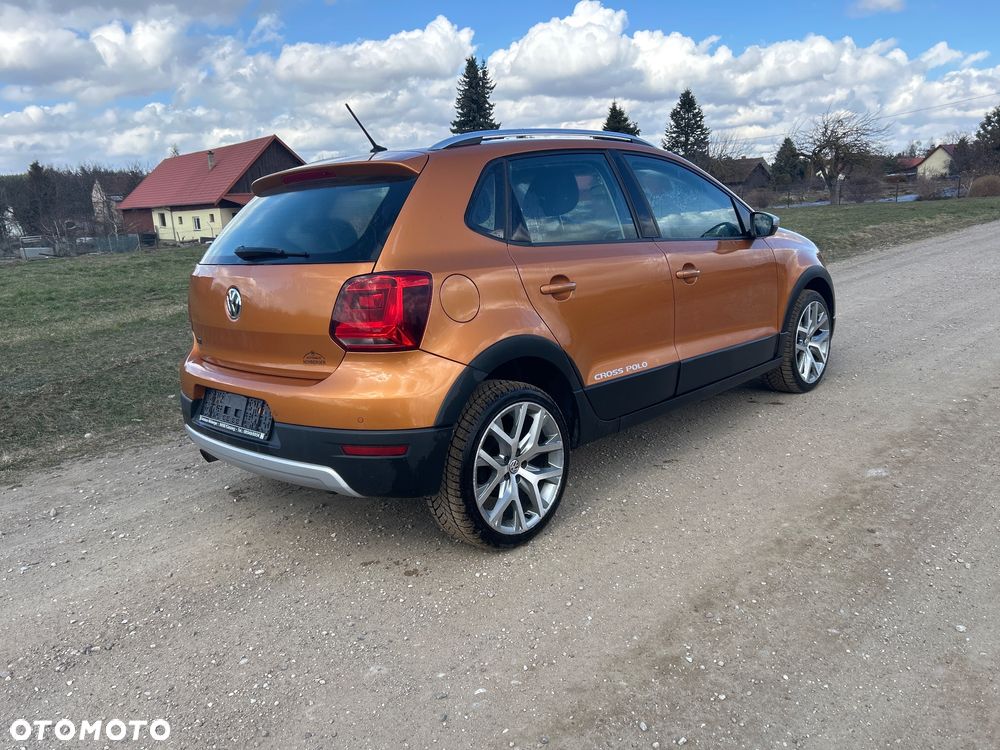 Volkswagen Polo 1.2 TSI Comfortline - 4