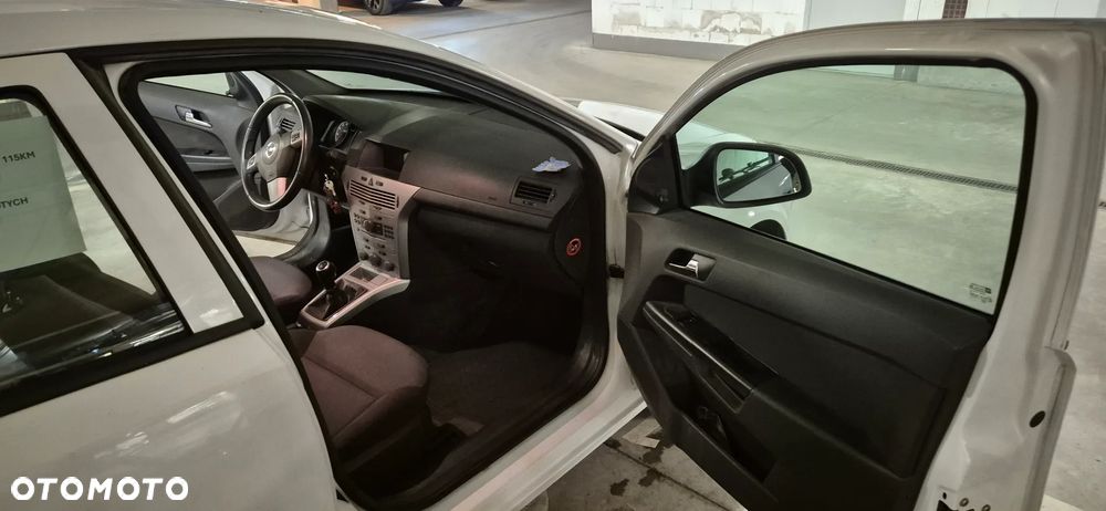 Opel Astra 1.6 EU5 - 8