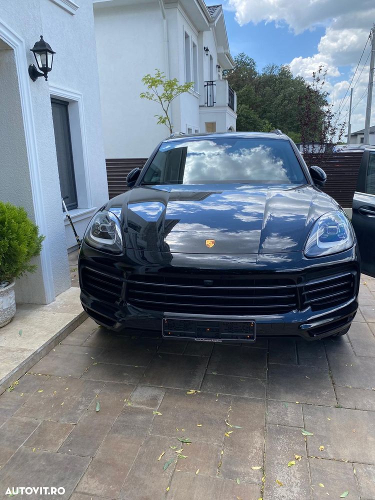 PORSCHE Cayenne 2022