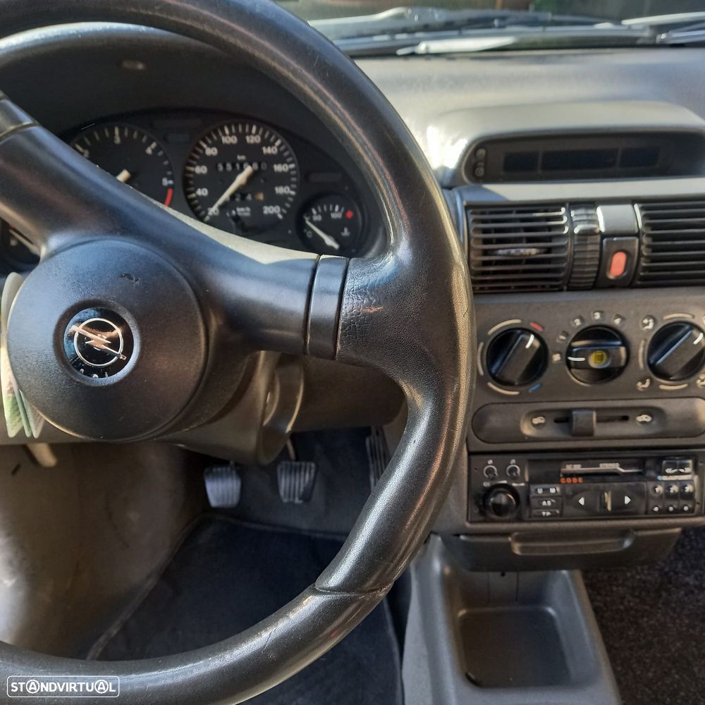 Opel Corsa 1.5 TD - 6