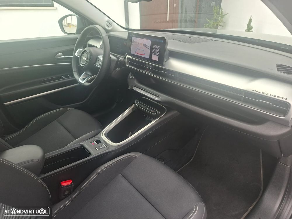 Jeep Avenger 54 kWh Altitude - 18