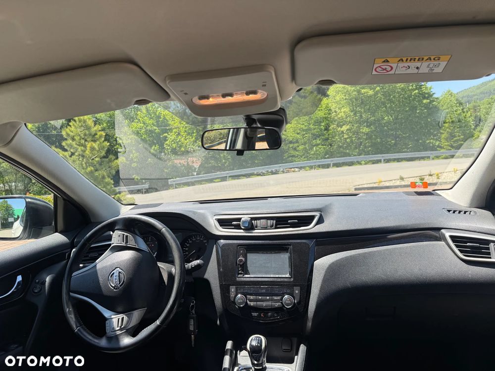 Nissan Qashqai 1.5 dCi 360 - 12