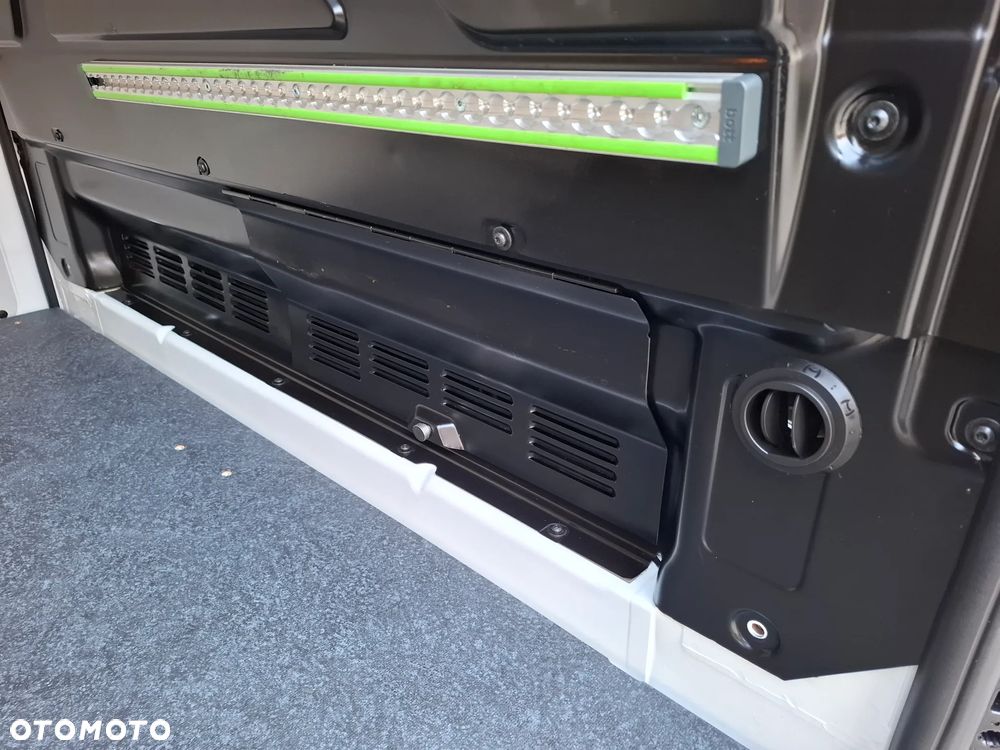 Ford TRANSIT CUSTOM - 16
