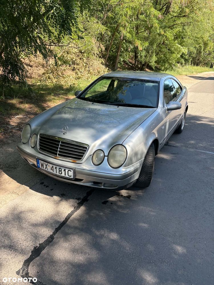Mercedes-Benz CLK 200 - 1