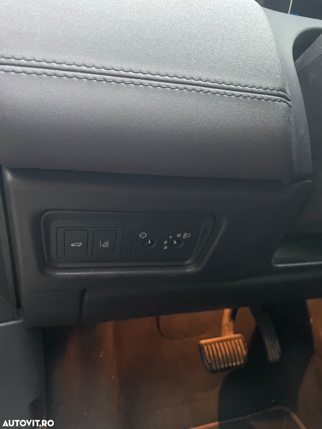 Land Rover Discovery Sport 2.0 l TD4 PURE Aut. - 19